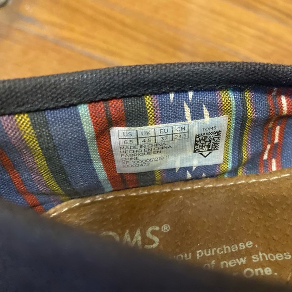 TOMS Espadrilles Flats | Alpargata | size 6.5 | all black - Picture 3 of 3